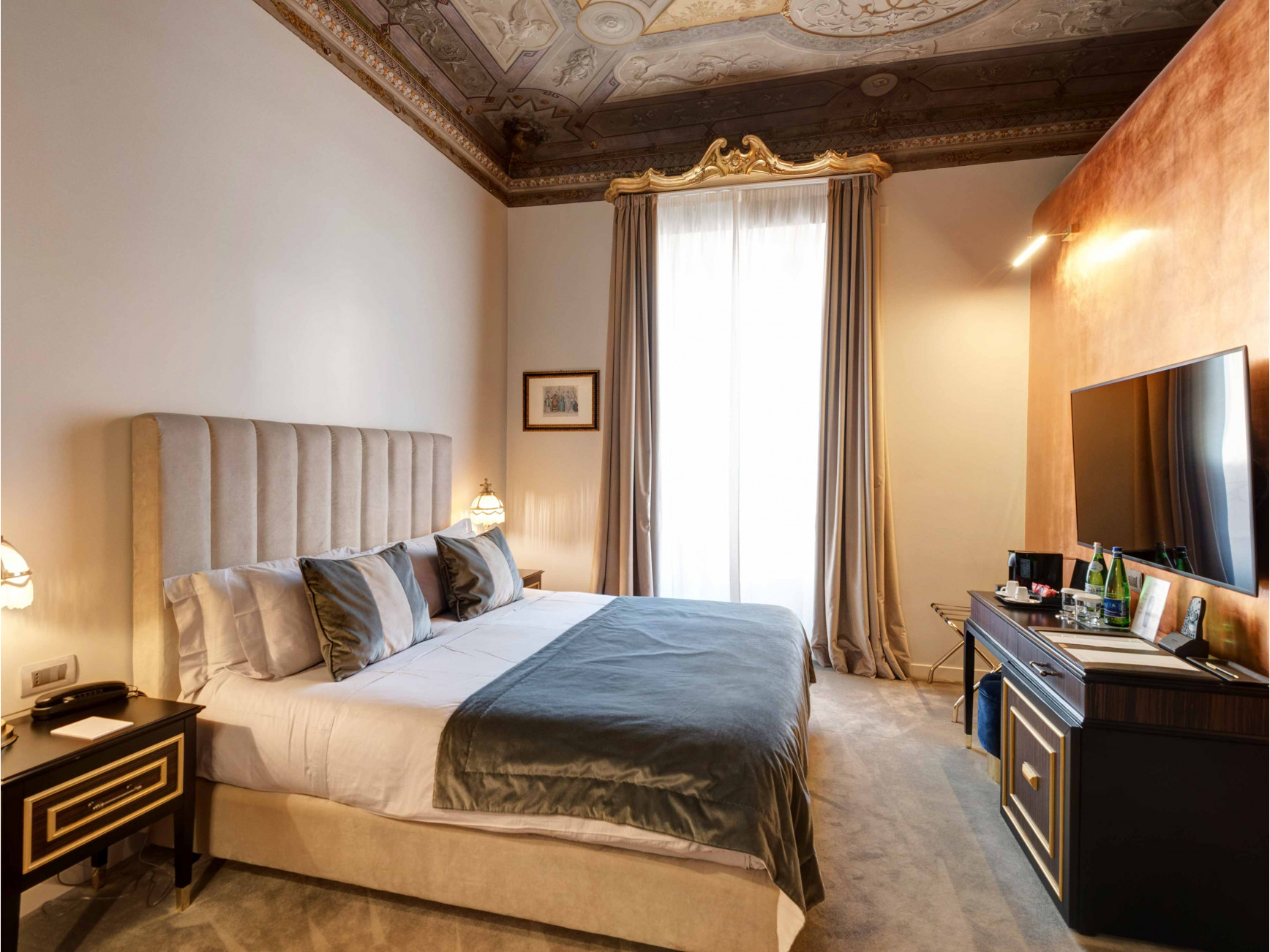 Rooms suites at Martius Private Suites Hotel Rome