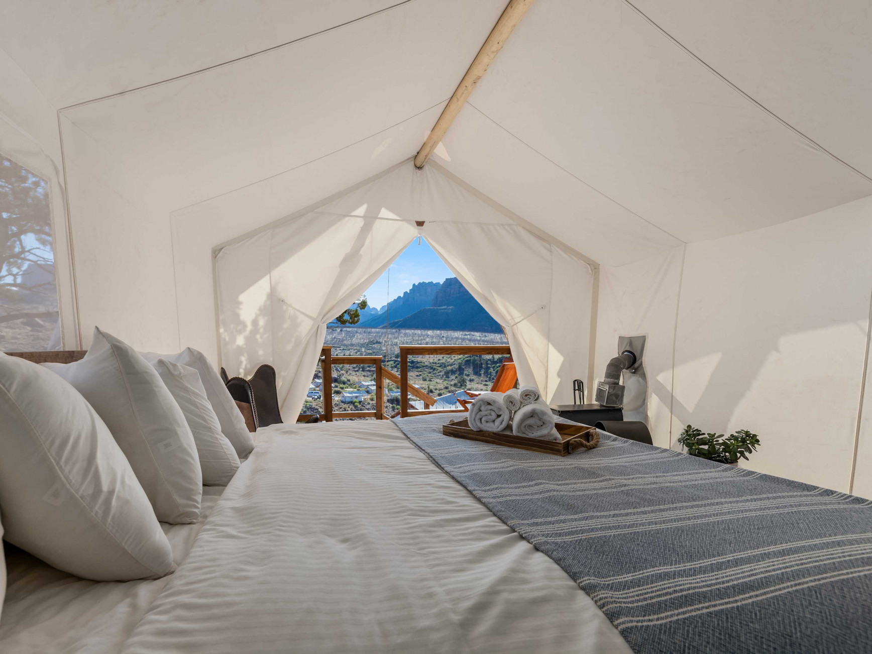 Rooms, luxury tents suites at Under Canvas Zion Zion National Park