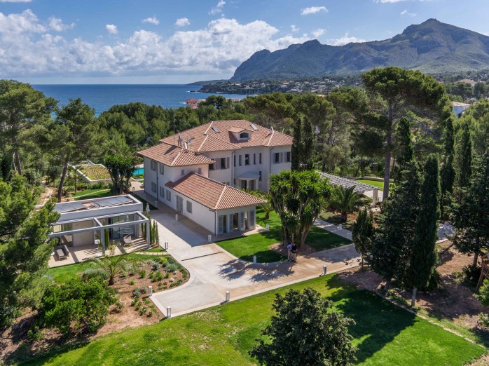 Beach And Coastal Holidays In Spain Smith Hotels
